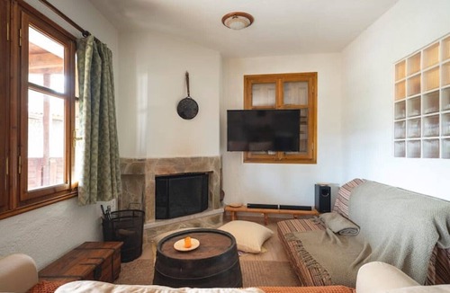Arachova Apartment | Traditional cosy chalet in Livadi