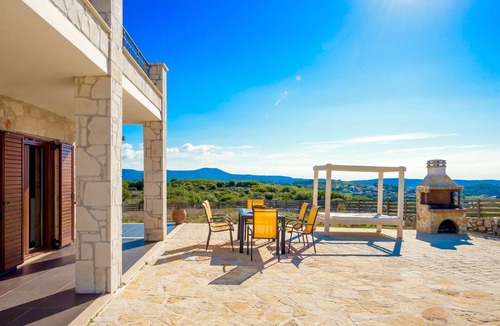 Elation Villa | Traditional I Villa