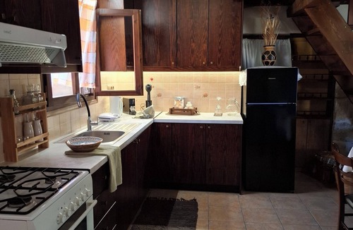 Episkopi House | Traditional Stone House in a Peaceful Cretan Village - 20' from Heraklion Center