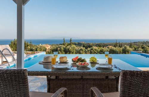 Karavados Villa | Trapezaki Garden Villas