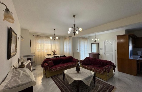 Kozani Apartment | Triangle Park Apartments A1