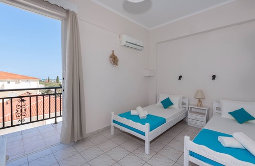 Alykes Apartment | Two Bedroom Apartment (3 pax) - The Lofos Studios