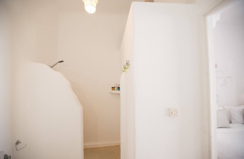 Mykonos Town Apartment | Two bedroom complex with veranda