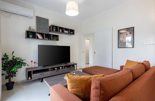 Kinosargous Apartment | Urban Cedar Apartment