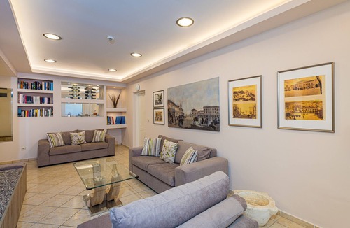 Zakynthos Town Hotel | Varres Hotel