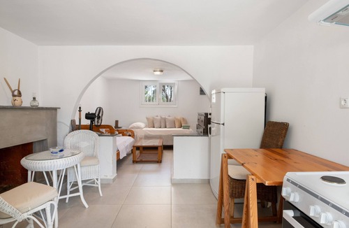 Vagia House | Vasso Galati Country House with Sea View, Wi-Fi, and Air Conditioning