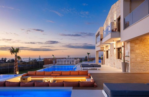 Rethymno Villa | Vellis Residence - Luxury Retreat, 2 Villas & 2 Pools by etouri