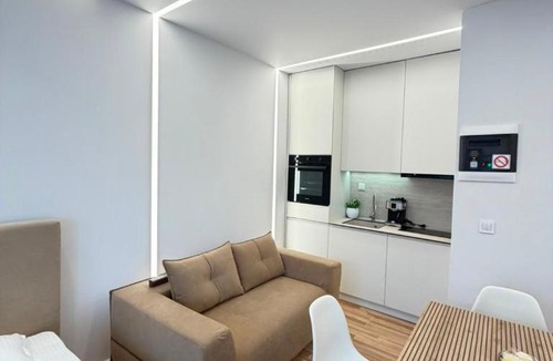Xanthi Apartment | Vellora Central Suite