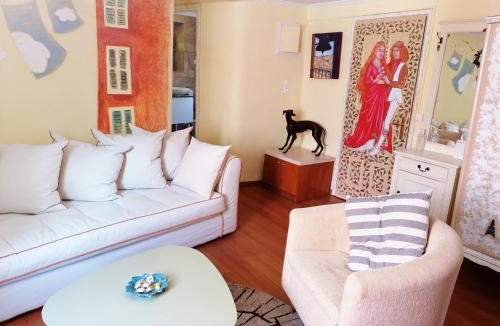 Old Town Apartment | Venetian Well Cozy Apartment Corfu Old Town
