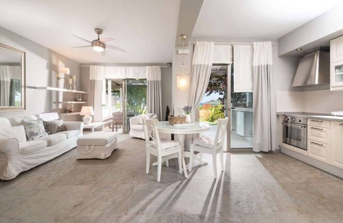 Ormos Panagias Villa | Villa 2 with BBQ, Basketball, Ping Pong Table
