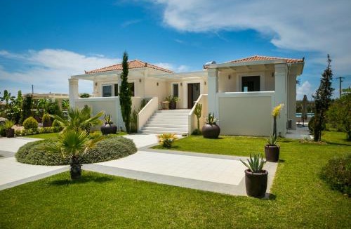 Svoronata Villa | Villa Ai Ηelis Beach
