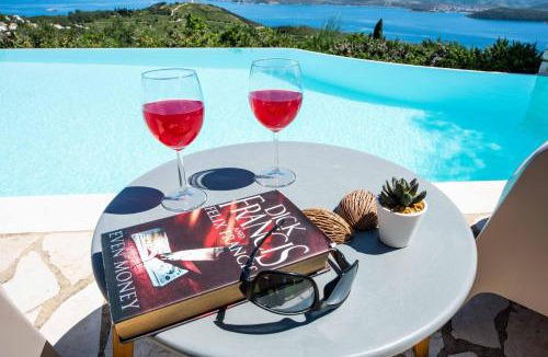 Petaleia Villa | Villa Aloni Sinies