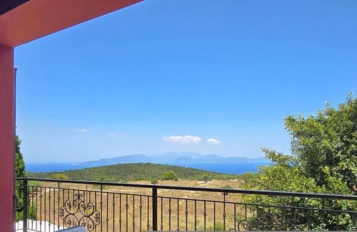 Katsarata Villa | Villa Asteri with 3 bedrooms and 3 bathrooms