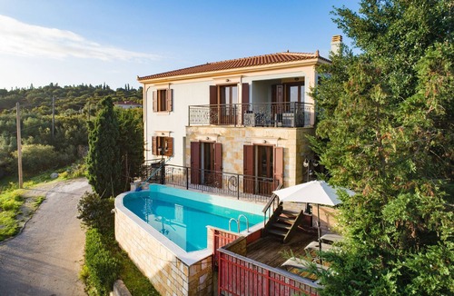 Katsarata Villa | Villa Asteri with 3 bedrooms and 3 bathrooms
