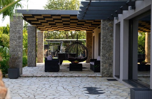 Dassia Villa | Villa Black White Dassia
