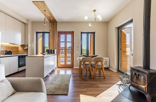 Korce Villa | Villa Bora No.7 | Belvedere Korça by PikHost