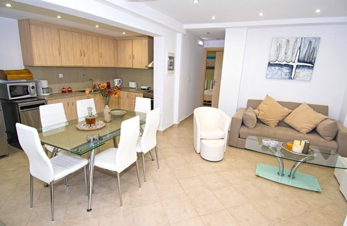 Georgioupolis Villa | Villa Campos- Less than 5-Min Walk to Kalivaki Beach with private pool
