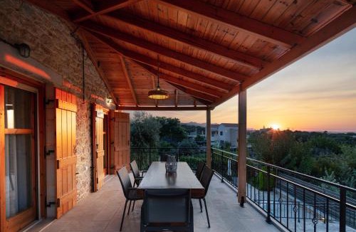 Prines Villa | Villa Caneva - Countryside Haven with Full Privacy