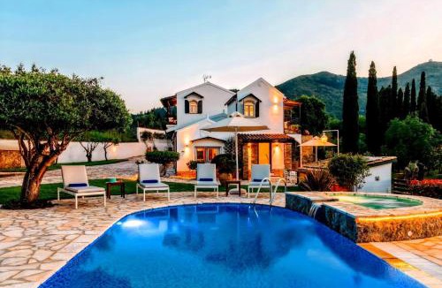 Dafnata Villa | Villa Claire Corfu