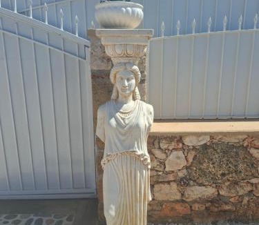Pazinos Villa | Villa Dadis