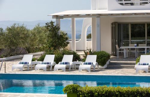 Limni Vouliagmenis Villa | Villa Elena Loutraki