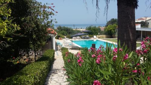 Acharavi Villa | Villa Eleni Corfu Acharavi 10 bedroom Seaview Villa with private pool