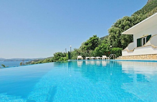 Barbati Villa | Villa Eleni - Seaside Villa Rental on Corfu Island, Greece