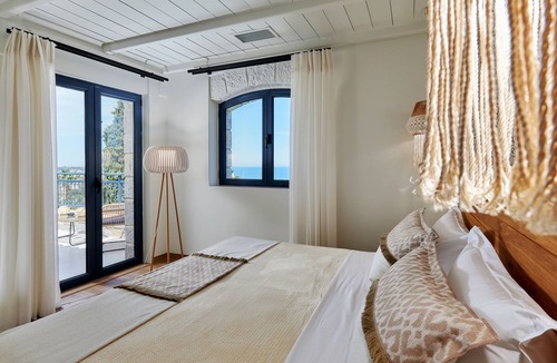 Koutouloufari Villa | Villa Erato/Private Paradise with heatable Pool & Sea View.