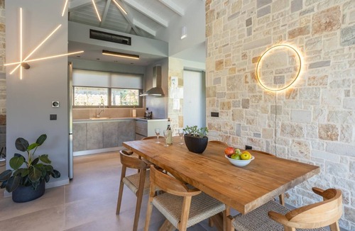 Kateleios Villa | Villa Ersi - Three Bedroom Villa, Sleeps 8