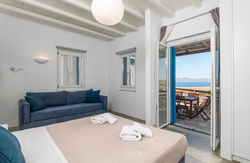 Mandrakia House | Villa Hera by Milos Concierge