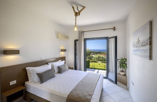 Leivathos Apartment | Villa Iria with Sea View