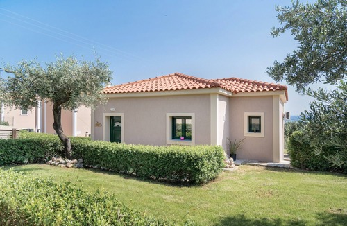 Leivathos Apartment | Villa Iria with Sea View