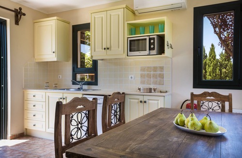 Svoronata Villa | VILLA IRO-LUXURY VILLA WITH PRIVATE POOL