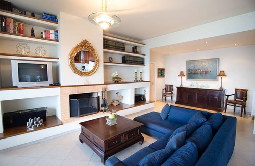 Diasella Villa | Villa Kalamata - Three Bedroom Villa, Sleeps 9