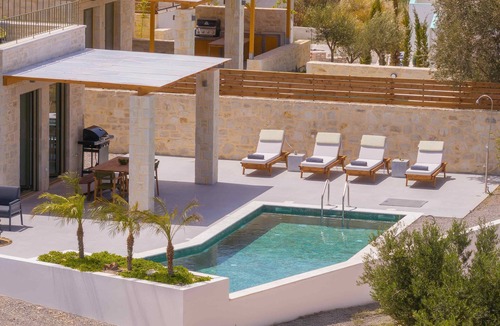 Kirianna Villa | Villa Kito, spacious, 4-bedrooms with private pool