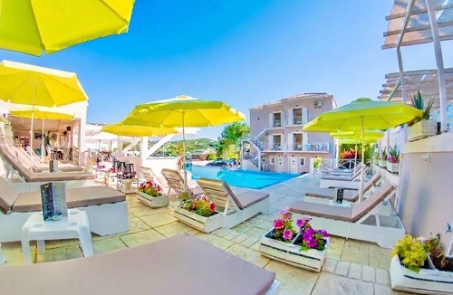 Agios Stefanos Avliotes Villa | Villa Kouros with private pool for up to 32 guests