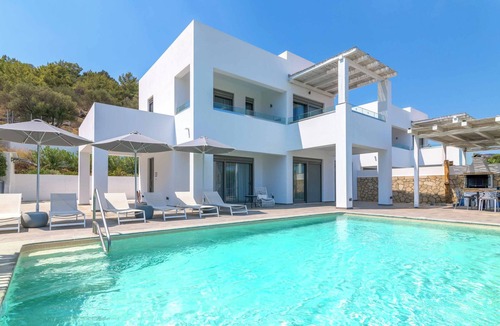 Vlicha Villa | Villa Krini Myth - Three Bedroom Villa, Sleeps 6