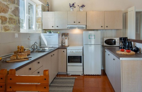 Vlachopoulatika House | Villa Labovitsa in Paxi