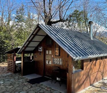 Ramia Villa | Villa Lochia - Η καλύβα του Τρύφωνα
