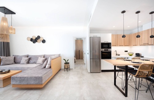 Malevizi Villa | Villa Lucrezia, Minimalist Design & Spa Retreat