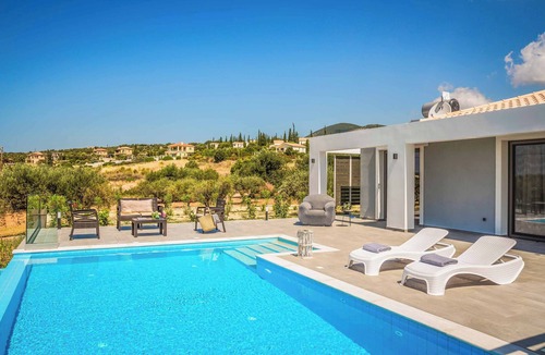 Karavados Villa | Villa Maria Theo - One Bedroom Villa, Sleeps 2