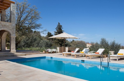 Vederi Villa | Villa Melpomeni | in a Forest with Private Pool, Sea View, Gym & Home Cinema