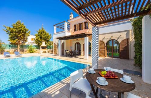Kefalas Villa | Villa Nikolas Large Private Pool AC WiFi