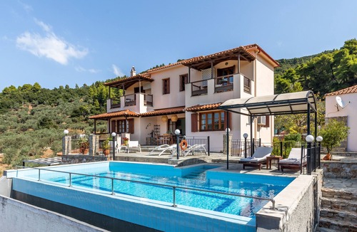 Stafylos Villa | Villa Peparethos, Where Summer Feels Effortless