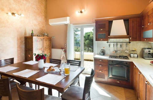 Agios Ioannis Villa | Villa Pine Forest by Corfuescapes
