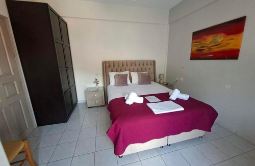 Agia Kiriaki Apartment | Villa Sarai