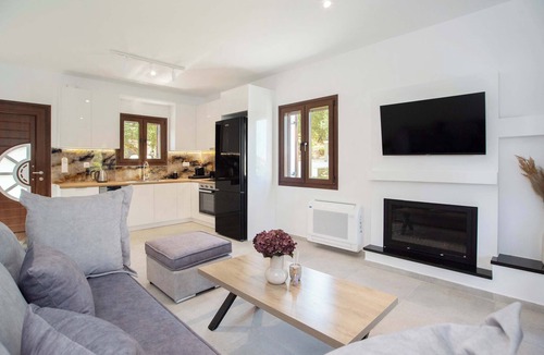 Gardenos Villa | Villa Socrates Gardeno Luxury Sea View Pool Escape