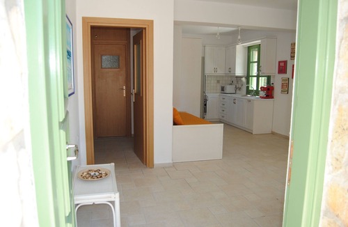 Kalamos Apartment | VILLA TATI STUDIOS APT2