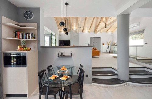 Pelekas Villa | Villa Tolena by Marilena Pagkrati