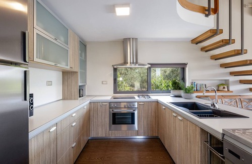 Kolymbari Villa | Villa Veni - Hidden Gem in Olive Grove by etouri
